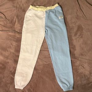 This is a warm sweatpant from Abercrombie kids. It is two-toned, blue and white.